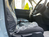 当社には、【指定工場】を併設しており、車検・点検整備もお任せください。ホンダ車を知り尽くしたエキスパートサービスエンジニアがご対応させていただきます。