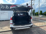 シートを倒すことにより長い物も楽に積み込めます。