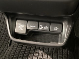 ソケット類も充実☆対応のケーブルがあれば車内でスマホなどの充電が可能です☆