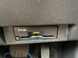 ビルドインタイプのETC機器付き(^^)/ 足元で邪魔にならず、スッキリ収納☆ ETCご利用の際は別途セットアップ作業が必要です!