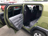 ご検討のお車が決まりましたら「見積依頼」ボタンからご質問やご要望などをどんどんお寄せください。ご希望に添えるように目一杯頑張ります!