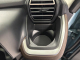 【運転席側ドリンクホルダー】
