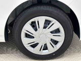 おしゃれは足元から♪純正14インチフルホイールキャップ☆安心のフロントディスクブレーキ。