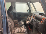 エンジンオイル、オイルエレメント、ワイパーゴム交換。その他バッテリーやベルト類など点検の上、必要な場合には交換してお渡します。