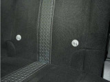◆ISOFIX◆シートベルトいらずでチャイルドシートと固定金具を連結するだけでガッチリ固定できます。