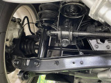 お車を安心してお乗りいただく為には、足回りの定期点検が欠かせません。サービスサポート(有償保証)では無料点検もご提供しており、安心のカーライフをお過ごしいただけるサポート体制が整っています。