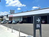 只今キャンペーン中!合言葉は「カーセンサー見たよ」で成約車にガラスコーティング施工を半額サービス!