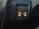 運転席と助手席にはシートヒーターが装備。寒い時期に嬉しい装備です。