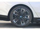 BMW認定中古車 車両本体価格に保証も含まれております!BMW認定中古車ですのでご安心くださいませ! BMW Premium Selection土浦