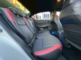 後部座席も広々としております!ぜひ1度ご来店いただきご乗車ください!
