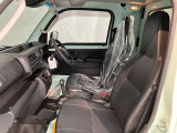 中古車は一物一価、同じようなお車でも、整備状況、外内装の状態など様々です。