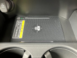 ホンダセンシング装着車となっております。衝突軽減ブレーキ、誤発進抑制機能、歩行者事故低減ステアリング、路外逸脱抑制機能、アダプティブクルーズコントロール、車線維持支援システム他、安全運転を幅広く支援。