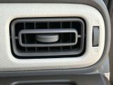 ☆お車についた傷やヘコミ、事故の修理もハヤシにお任せください。自社鈑金工場で修理ができますの安心です☆