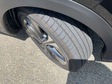 タイヤの溝です。