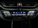 「オートエアコン」が付いています。1年中快適な室内を提供!車内温度を設定すると、風量を自動で調節してくれます。