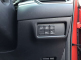 運転席側、手元のスイッチです。