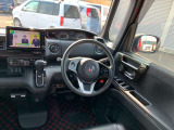☆内外装クリーニング☆車の隅々まで徹底的にクリーニングを行っておりますので内外装ともに綺麗な状態でご納車いたします!