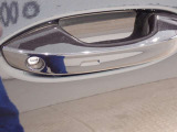 &rdquo;Keyless Access&rdquo;によって、ドアハンドルに手をかけるだけでドアロックが解除できます!