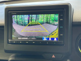 【バックカメラ】駐車時に後方がリアルタイム映像で確認できます。大型商業施設や立体駐車場での駐車時や、夜間のバック時に大活躍!運転スキルに関わらず、今や必須となった装備のひとつです!