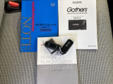 スマートキーはバッグなどにしまったままボタン操作でエンジンの始動・停止ができて大変便利です。