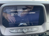 Android Auto(アンドロイドオート)に対応。お持ちのスマートフォンを接続すれば、マップなどのナビアプリや音楽アプリを、純正の大画面でスムーズに操作できます。