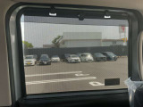まぶしさの軽減に!後席サンシェード付☆