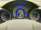 視認性の高いメーター廻りで、走行状況をひと目で確認できます。安全運転をサポートする重要な装備です。