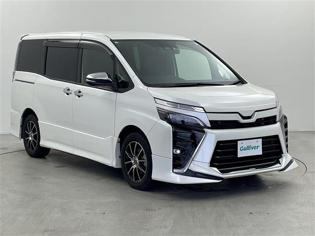 ヴォクシー 2.0 ZS 煌III 修復歴無し