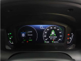 ◆メーターパネル◆視認性の良いシンプルなメーターデザインはドライバーに情報をわかりやすく伝えてくれます。