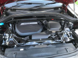 【BMWクリーンディーゼル】市場をリードするディーゼルエンジン。低回転ステージ専用ターボが走り出しから効果的に過給を行いスムーズな発進加速や低燃費を実現。ディーゼルの常識を超えたスポーティな走りを!