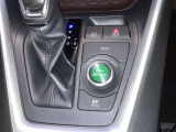 運転状況に応じて、走行モードの切り替えが可能です!