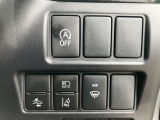 運転席周りに集約され使いやすい各スイッチ類!快適な運転で安心ドライブ!