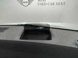 ヘッドアップディスプレイ付き!!運転中の視線の移動を軽減出来ます!!