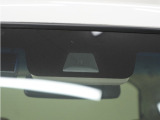 ◆Honda SENSING◆ カメラ等装置で精度の高い検知能力を発揮、安全運転を支援します。ステアリング上のコントローラーに注目!