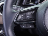 【ステアリングスイッチ】運転中、前方から目線をそらすことなく、オーディオ等の操作が可能な便利機能。安心&快適ドライブにはマストな装備。