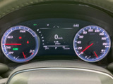 駐車時、後退時の安全をサポート。周囲の状況を把握しやすく、安心して運転できます。