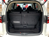 荷室です!シートアレンジ無しでも広いですよ!