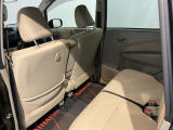 より多くの一般の方へ車を届けれればと思っておりますので同業者様への販売は極力控えさせて頂いております。ご了承下さい。