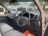 車輌買取も行なっております。商用車から普通車どのようなお車でも買い取ります!査定無料ですのでお気軽にお申し付けくださいませ♪