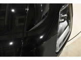 先進のLEDライトを装備しています。暗い夜道も明るく照らしてくれます。