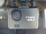 ◆【ドライブレコーダー】映像・音声などを記録する自動車用の装置です。もしもの事故の際の記録はもちろん、旅行の際の思い出としてドライブの映像を楽しむことができます。