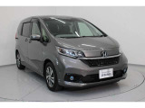 総合先進安全装置のHondaセンシング搭載 衝突や車線はみだししそうな時センサーが警告、ヒューマンエラーを高度先進技術が補充してくれます。