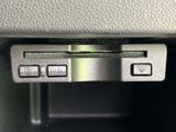 停車時に映像を楽しめるTV機能を搭載。お子様のいるご家族のお出かけに役立ちます。