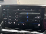 イコライザー機能で音質を好みに合わせて調整可能。お気に入りの音楽を自分好みのサウンドで楽しめます。