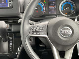 ステアリングスイッチでナビ機能の操作もハンドルを握りながら可能になります☆