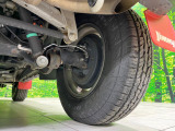 お車を安心してお乗りいただく為には、足回りの定期点検が欠かせません。サービスサポート(有償保証)では無料点検もご提供しており、安心のカーライフをお過ごしいただけるサポート体制が整っています。