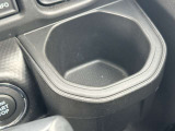 運転席側ドリンクホルダー
