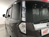 【テールランプ】後車にも分かり易いデザインです。