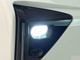 LEDフォグランプ LEDの明るい光が霧の発生や悪天候時に視界確保をサポートします!