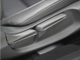 ◆シートハイトアジャスター◆運転席を上下に高さ調節ができます!運転ポジションを体格に合わせてシート調整できます。